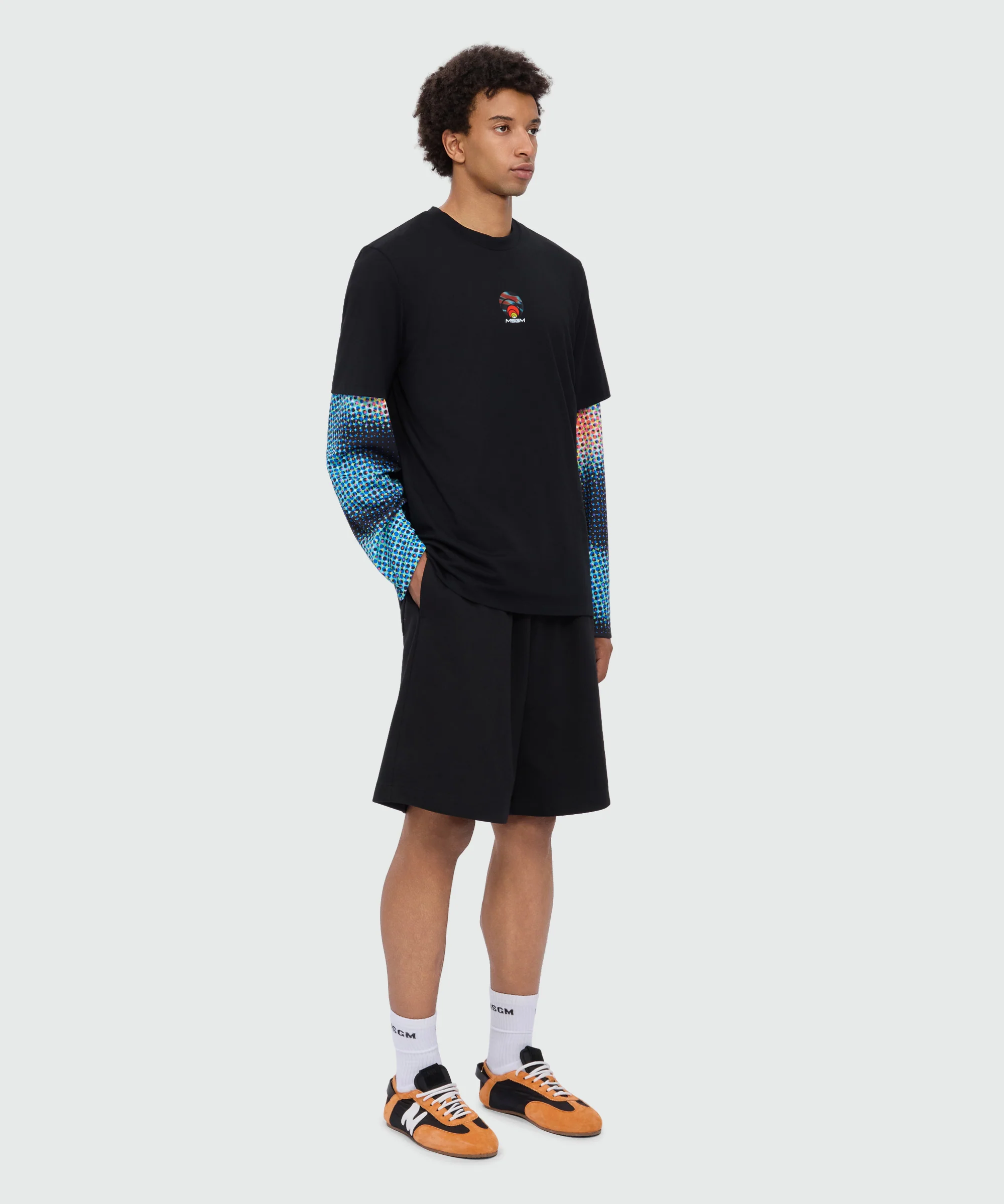 Black short-sleeve cotton jersey T-shirt with front print - Image 4
