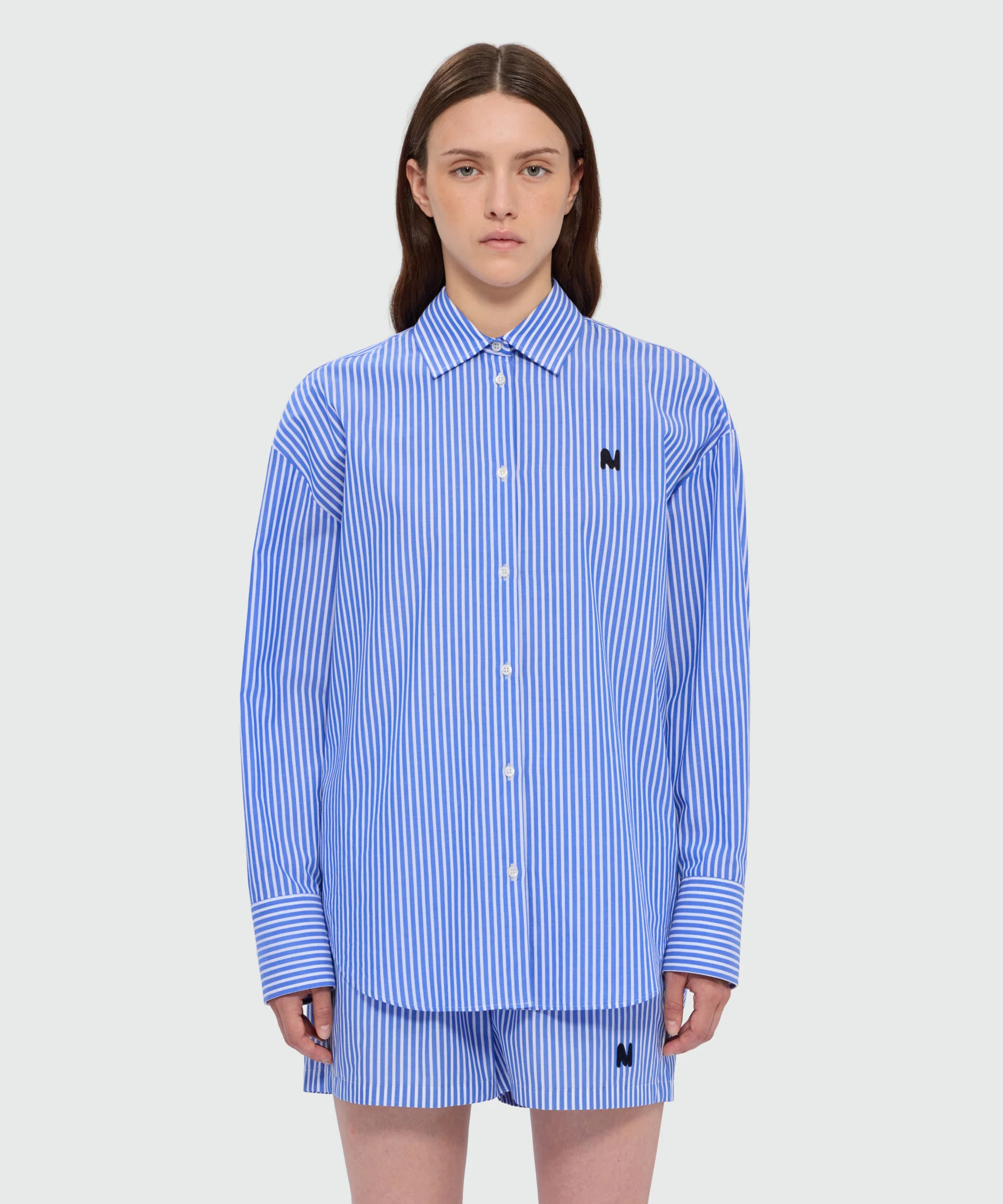 Blue striped cotton poplin shirt with chest embroidery - Image 2