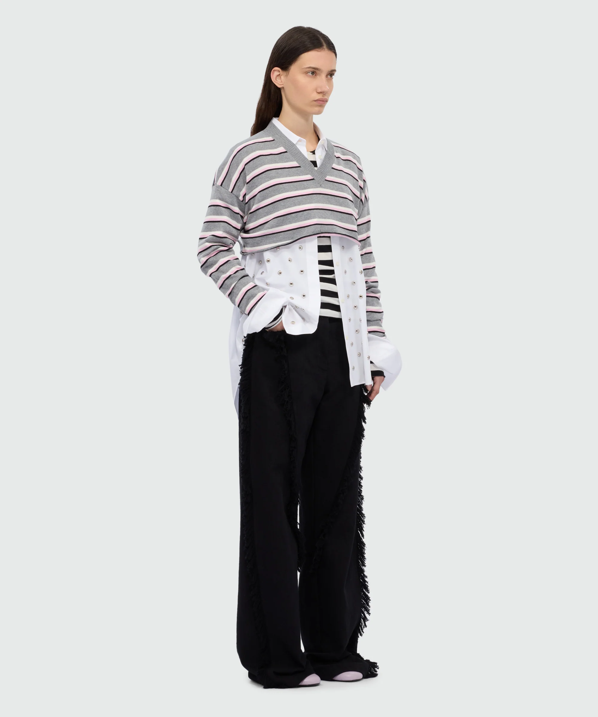 Cropped horizontal striped knit sweater. - Image 4