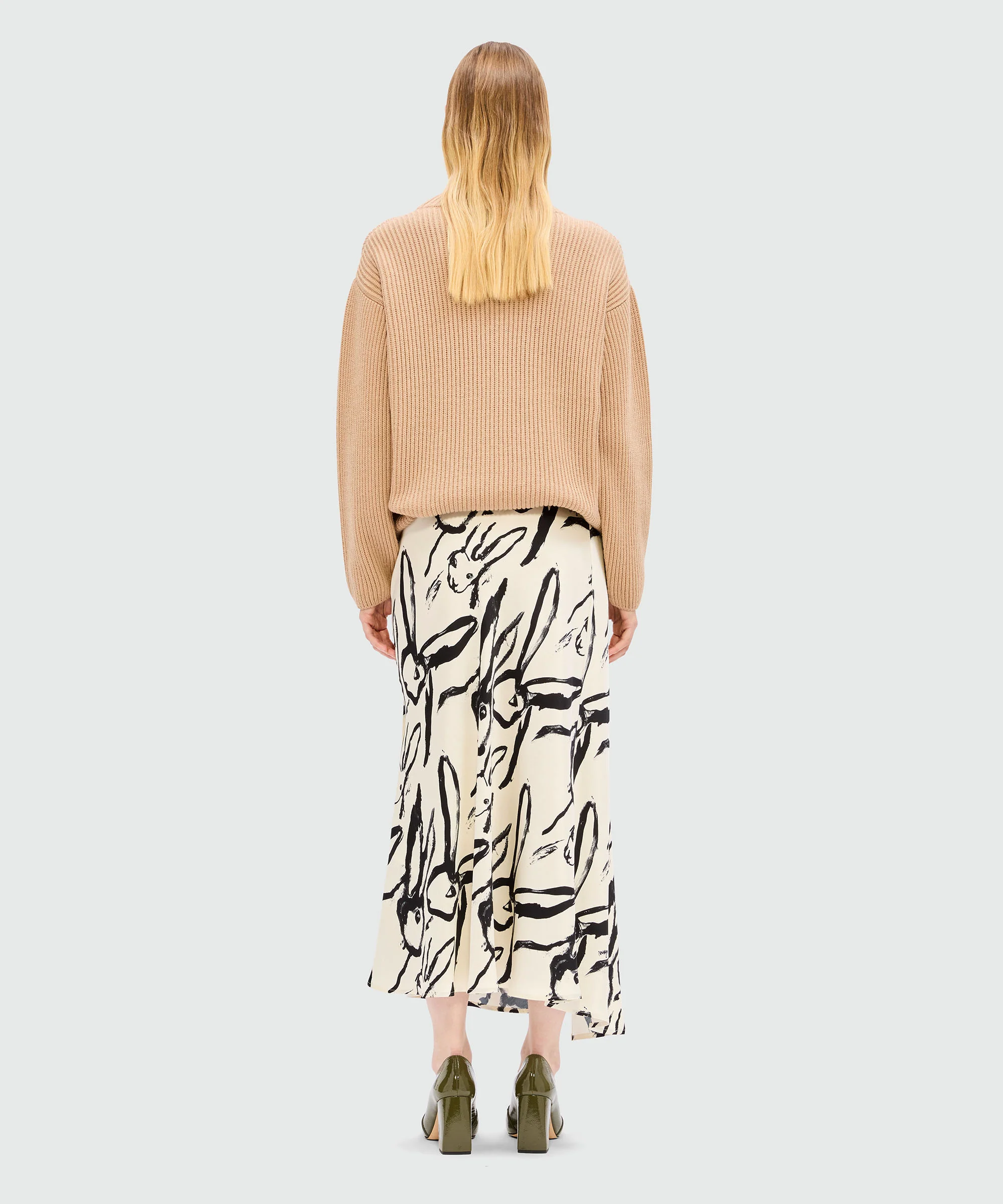 Ivory midi skirt with "Sketched Bunnies" print - Image 3