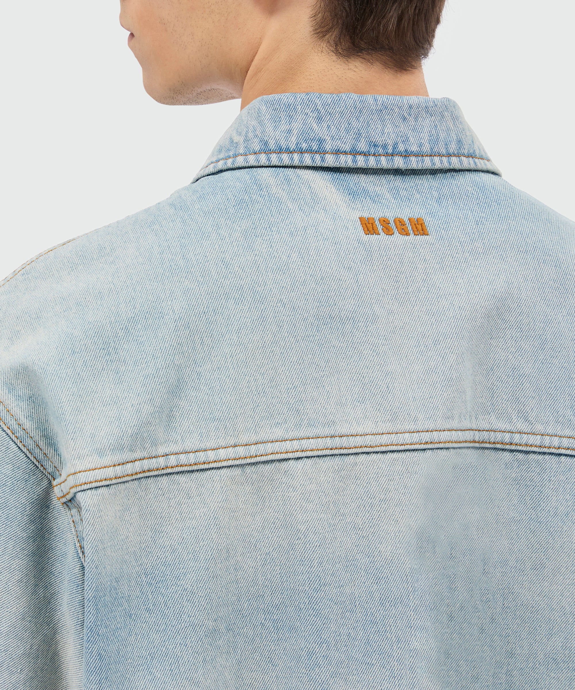 Light-wash denim short-sleeve shirt - Image 5