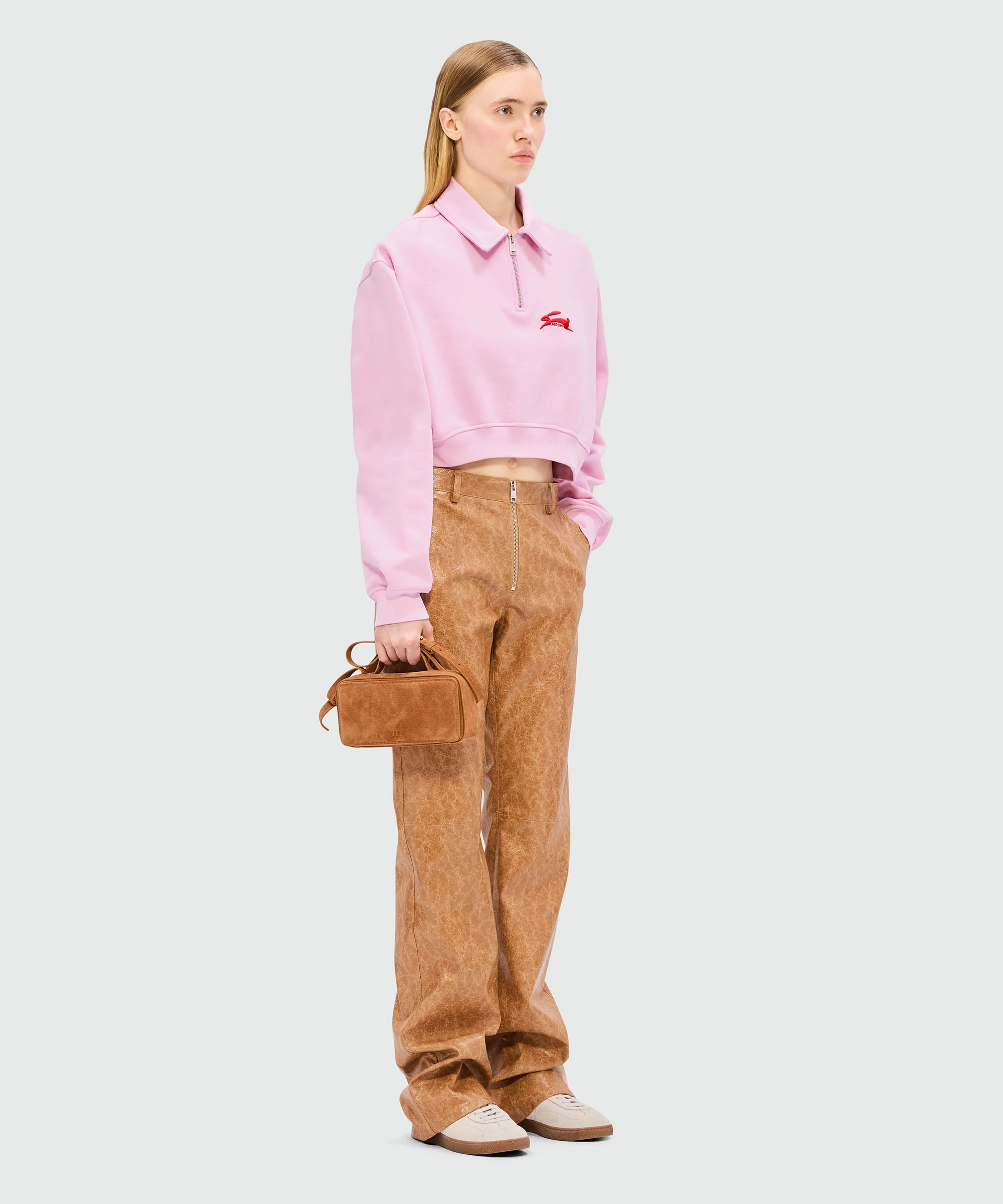 Pink cropped sweatshirt with 3D "Follow the Rabbit®" embroidery - Image 4