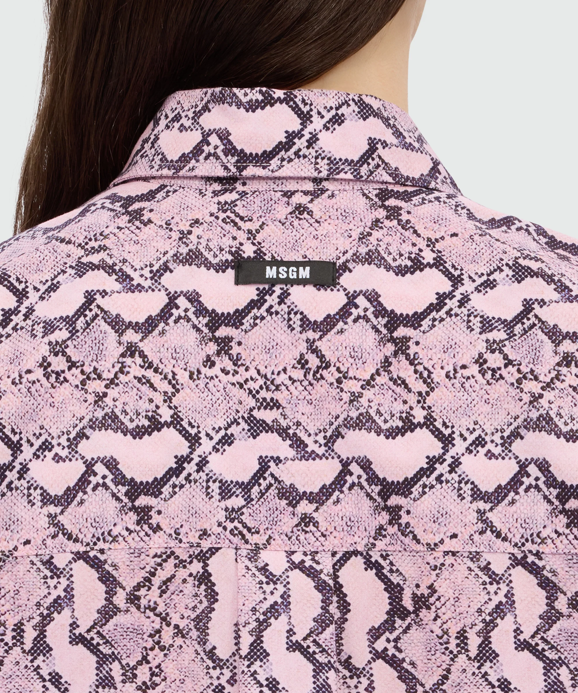 Pink python print poplin shirt with ruffle. - Image 6