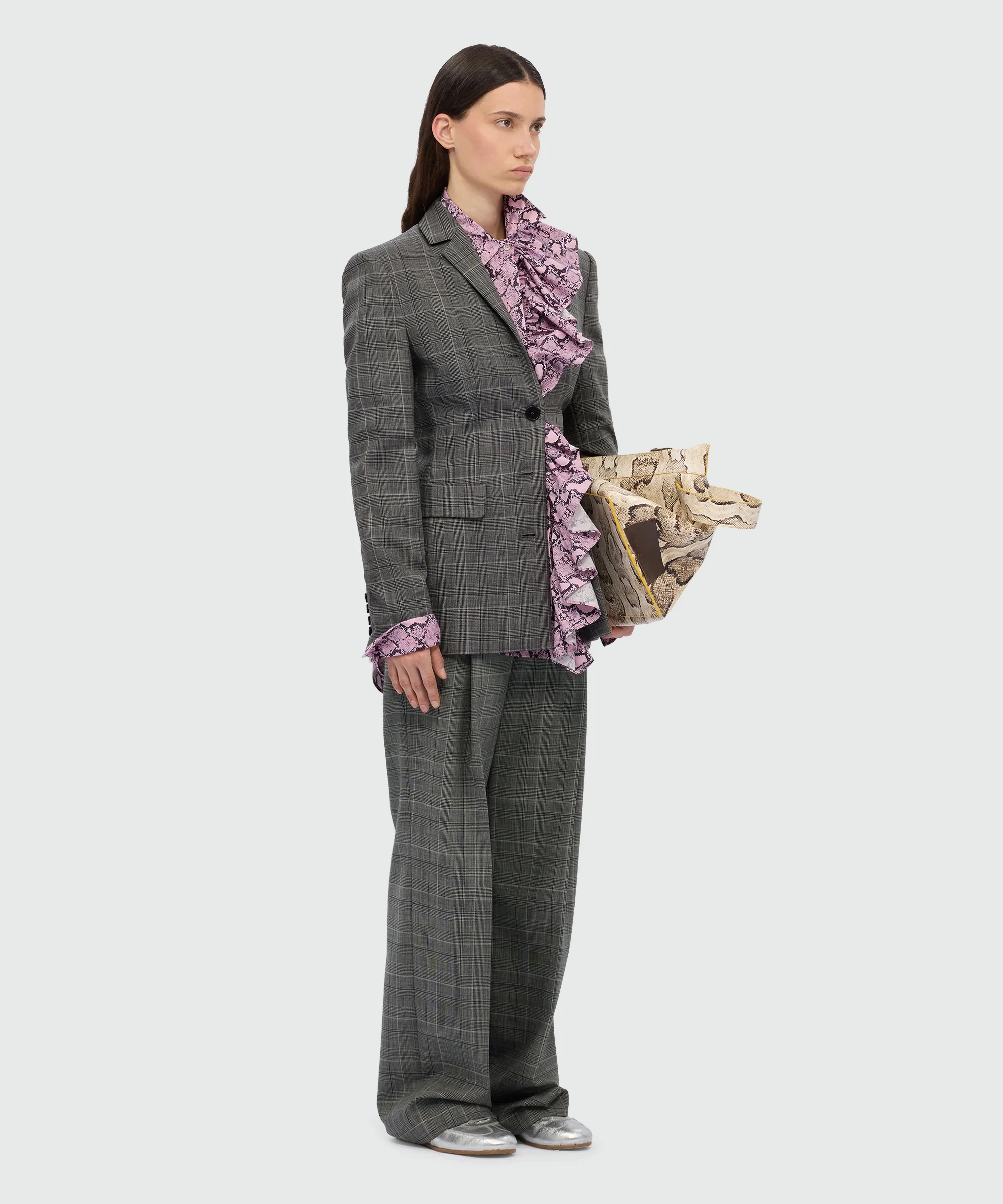 Wide-leg Prince of Wales wool trousers. - Image 4